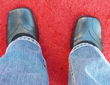 17.red carpet feet