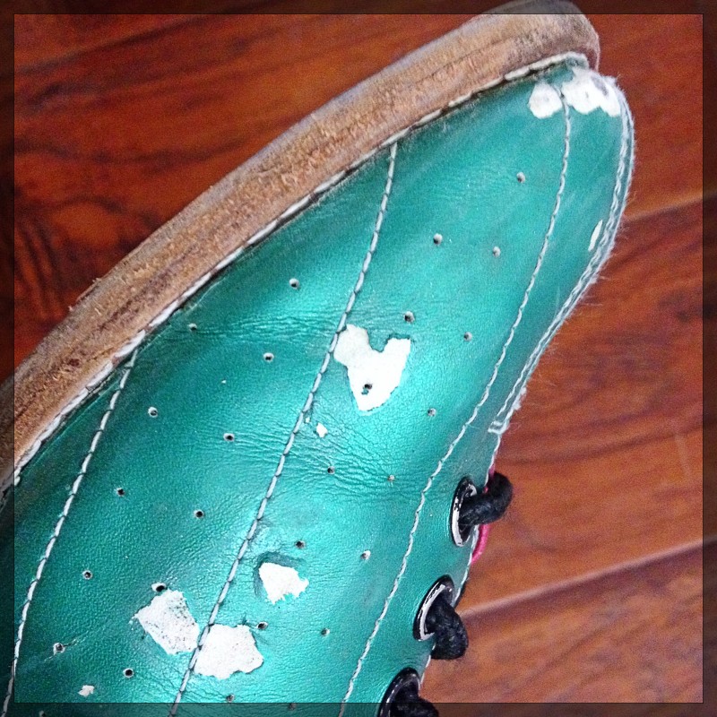 Heart on Teal Bowling Shoe